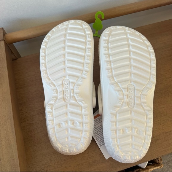 NWT CROCS Women’s 9, Men’s 7 Classic Lined Clog - Picture 12 of 16